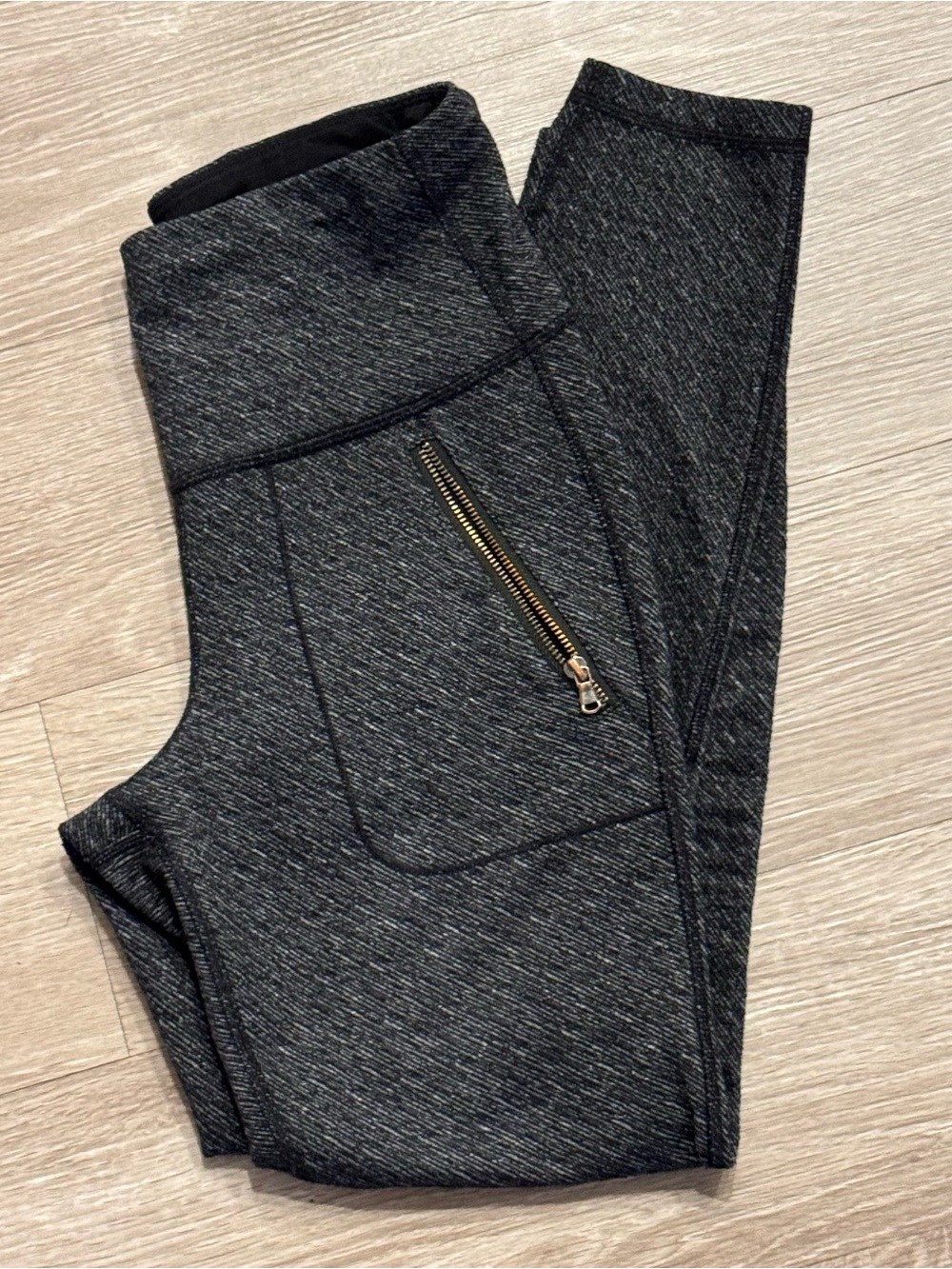 Old Navy Black Heather Leggings with Zip Pockets